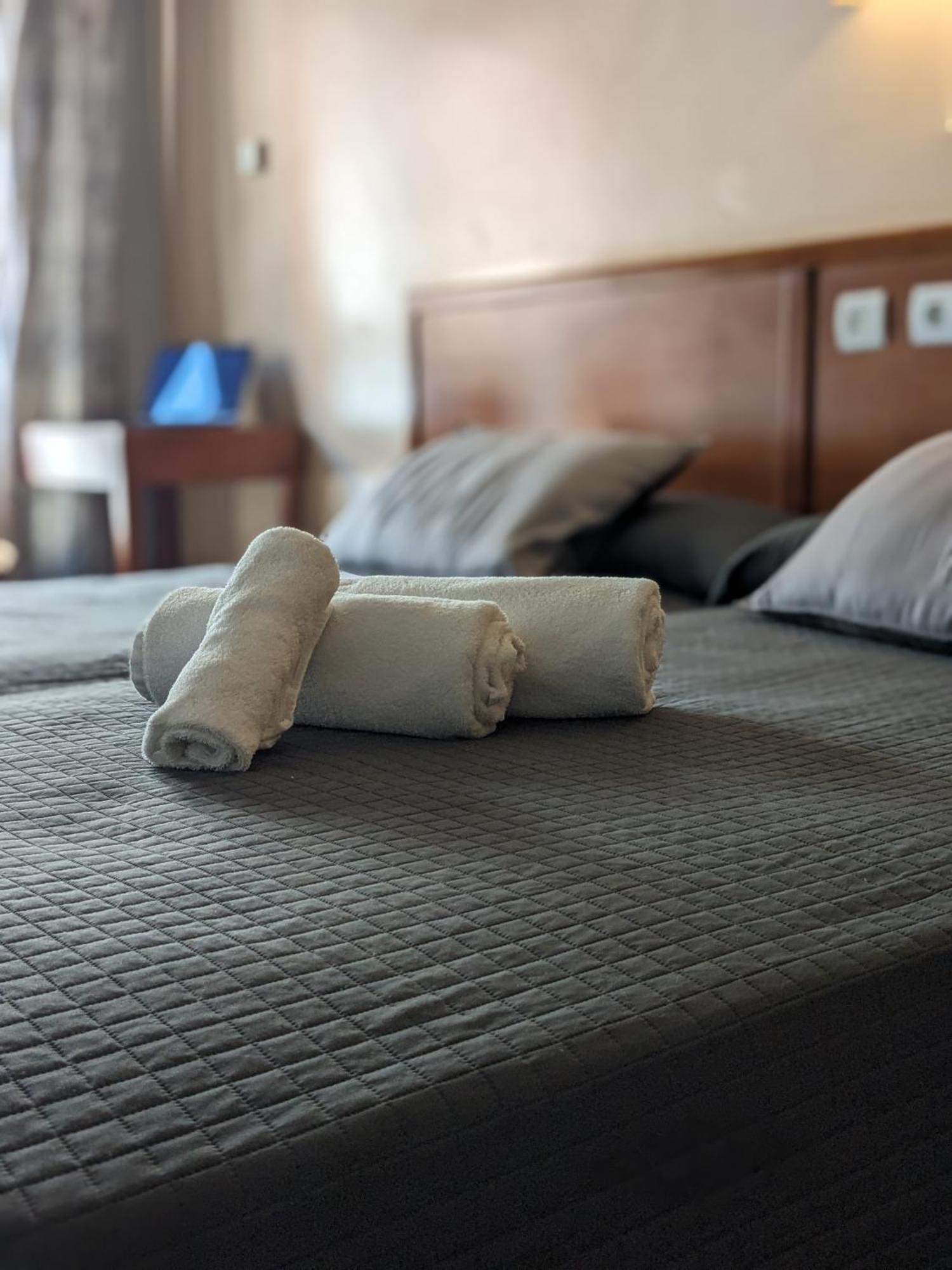 H. O Lar Hotel O Barco de Valdeorras Kültér fotó